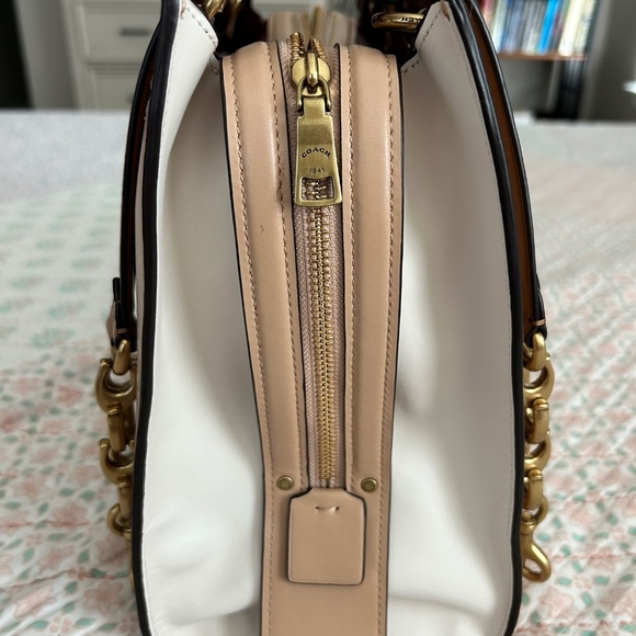 EUC Coach Rogue 31 Colorblock Beechwood Chalk Burgandy Brass HW “C”Chain RARE 👜 - Picture 9 of 16